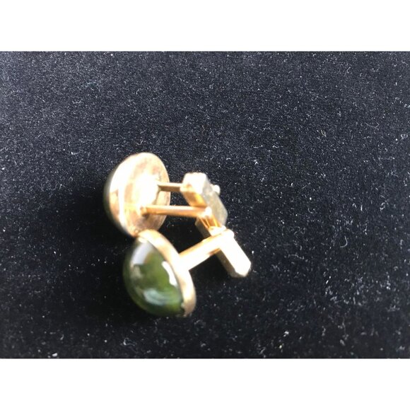 Vtg Gold Colored Cufflinks with Round Green Swirled Rhinestone by Swank - Picture 4 of 9